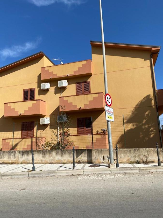 Casa Vacanza Accetta Трапето Екстериор снимка