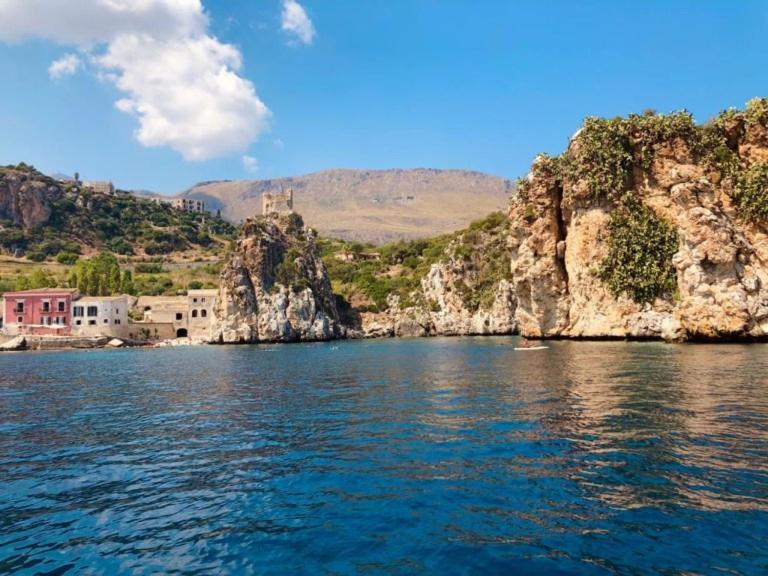 Casa Vacanza Accetta Трапето Екстериор снимка
